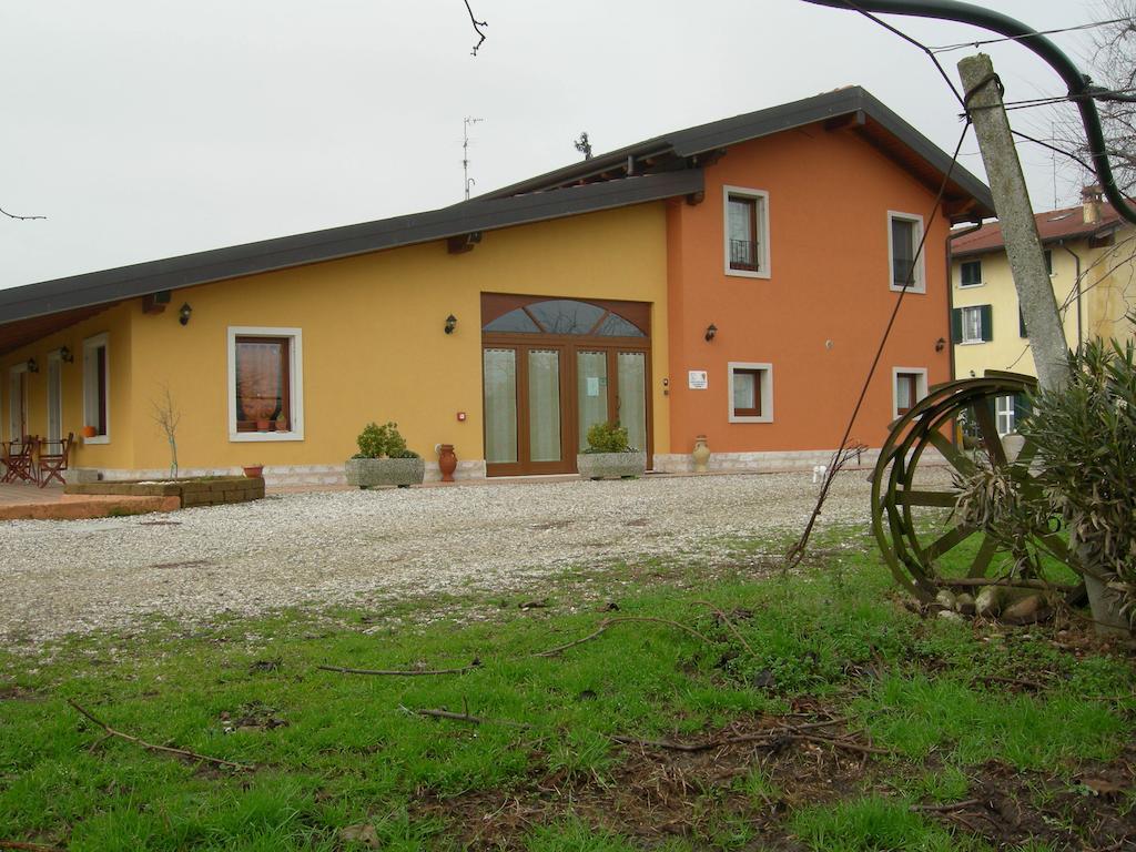 Agriturismo Alle Quattro Stagioni فيرونا المظهر الخارجي الصورة